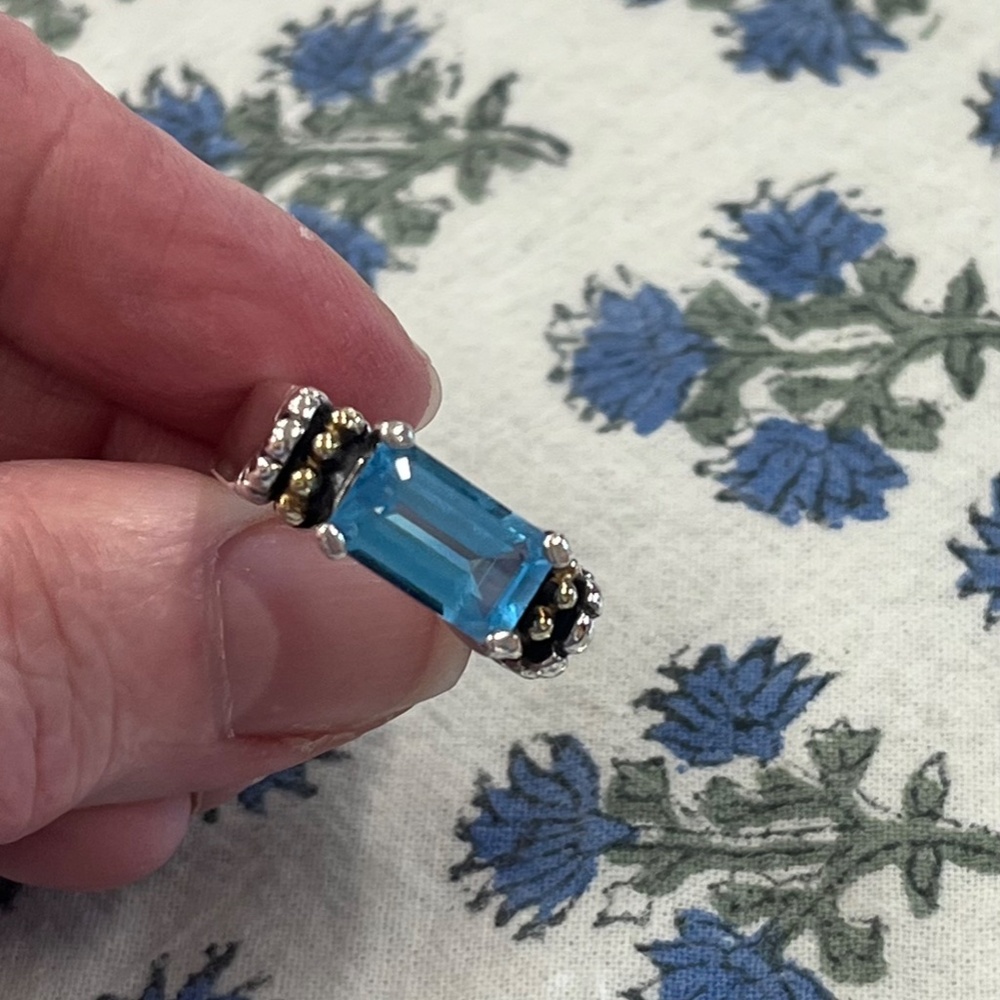 Lagos Blue Topaz Caviar Sterling Silver & 18K Yellow Gold Ring Size 7 - Picture 15 of 16